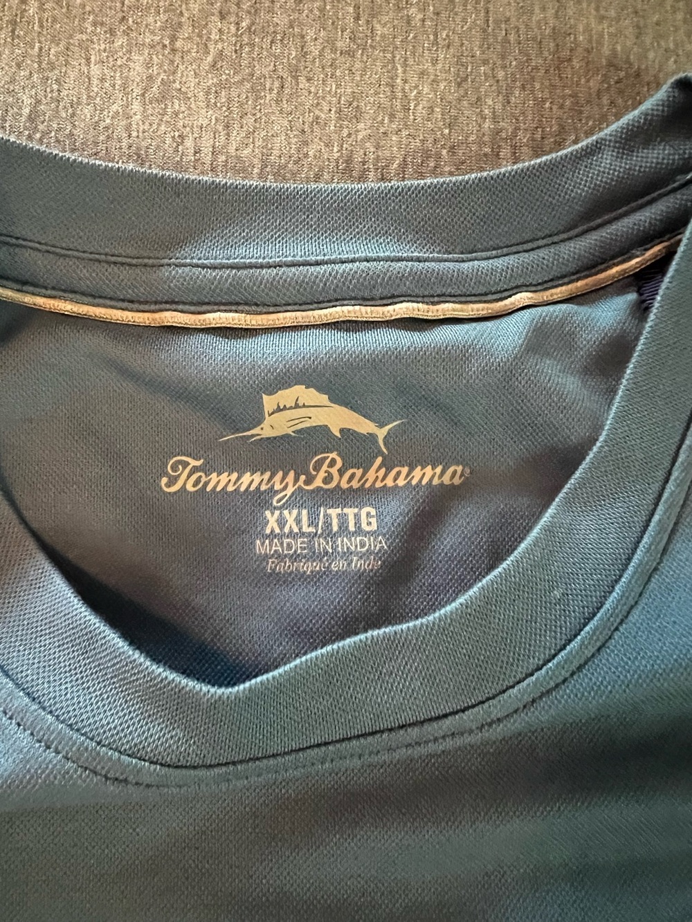 Tommy Bahama Men's Teal V-Neck Shirt